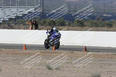 media/Oct-05-2025-CVMA (Sun) [[beeef4f201]]/Race 2-Supersport Middleweight/